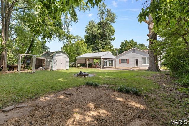 524 North Street, Farmington, MO 63640