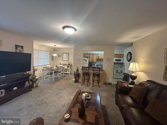 163 ELMTOWNE BLVD, Hammonton, NJ 08037