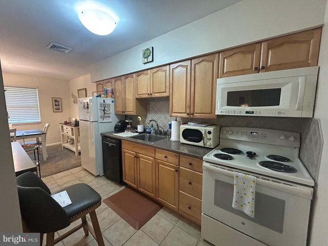 163 ELMTOWNE BLVD, Hammonton, NJ 08037