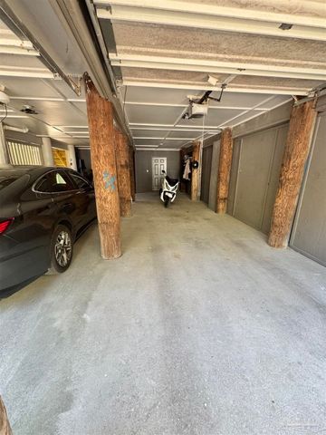 200 Pensacola Beach Rd J2, Gulf Breeze, FL 32561