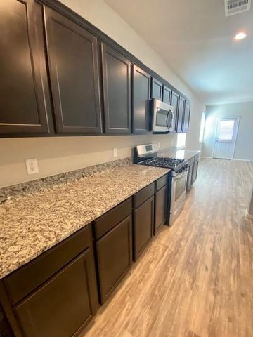 7019 Bonaire Vista Lane, Conroe, TX 77304