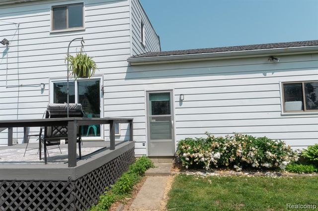 1247 Catalina Drive, Flint, MI 48507