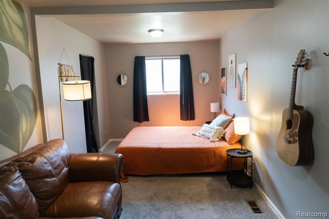 1247 Catalina Drive, Flint, MI 48507