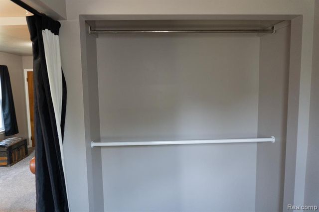 1247 Catalina Drive, Flint, MI 48507