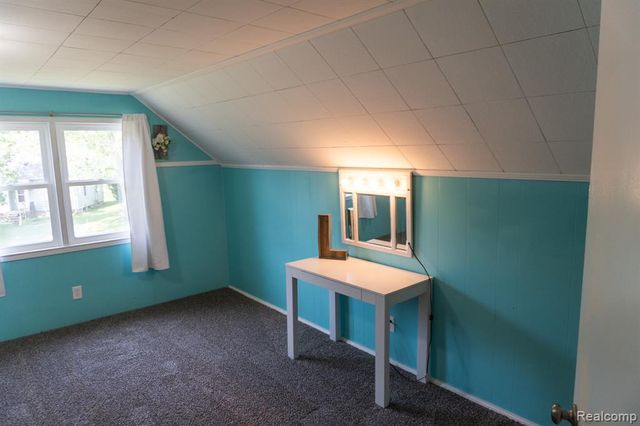 1247 Catalina Drive, Flint, MI 48507