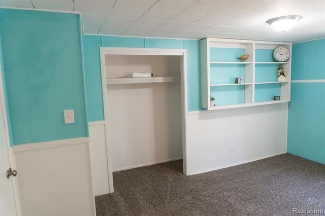 1247 Catalina Drive, Flint, MI 48507