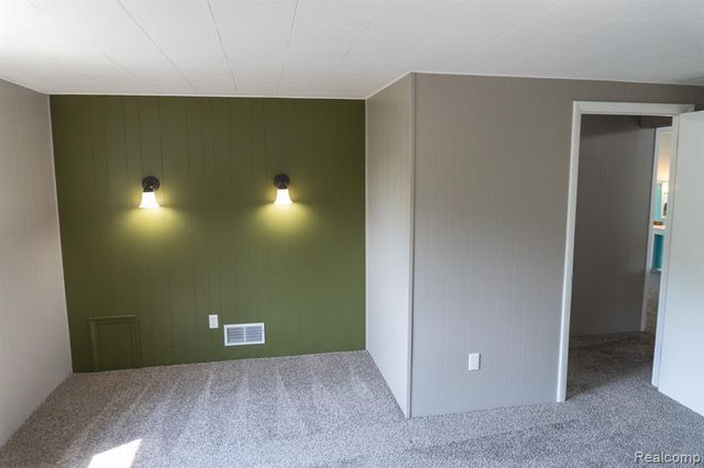 1247 Catalina Drive, Flint, MI 48507