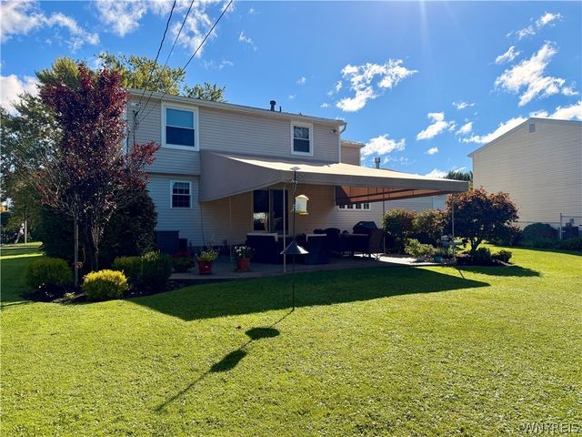 91 Roycroft Drive, West Seneca, NY 14224