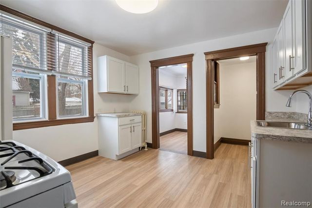 6653 Fern Street, Detroit, MI 48210