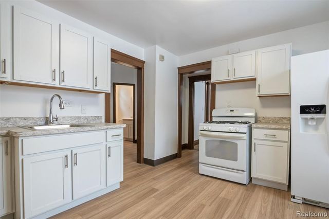 6653 Fern Street, Detroit, MI 48210