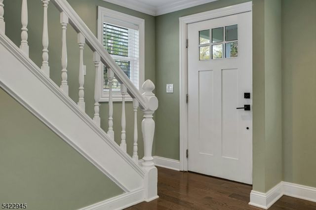 369 Chestnut St, Long Hill Twp., NJ 07980