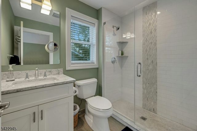 369 Chestnut St, Long Hill Twp., NJ 07980