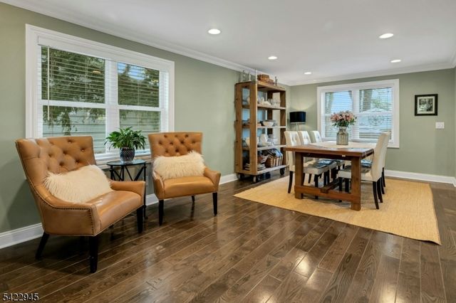 369 Chestnut St, Long Hill Twp., NJ 07980