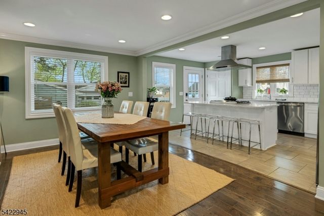 369 Chestnut St, Long Hill Twp., NJ 07980