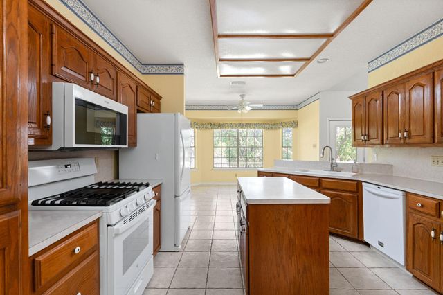 134 Canyon RD, Georgetown, TX 78628