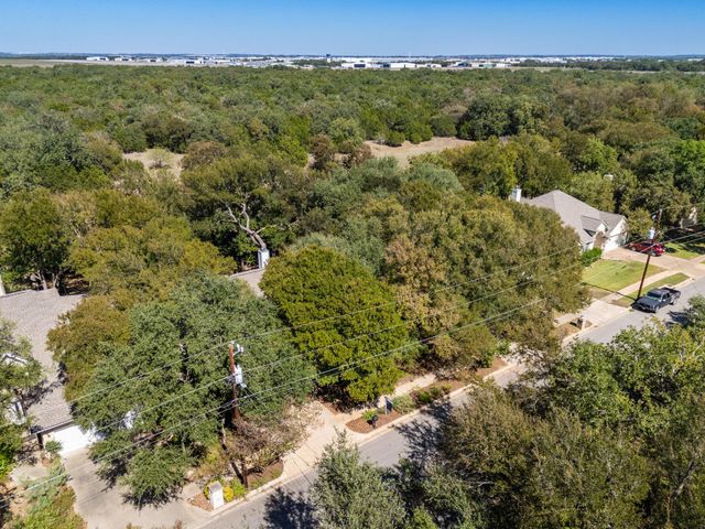 134 Canyon RD, Georgetown, TX 78628