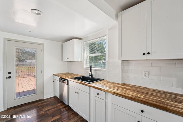 174 GECK Road, Palatka, FL 32177