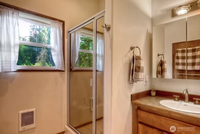 741 Hawthorn Lane, Easton, WA 98925