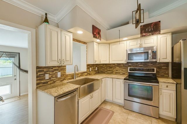 2829 WYOLA AVENUE, North Port, FL 34286