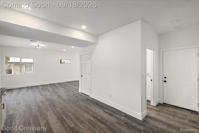 509 Bloomfield Avenue, Pontiac, MI 48341