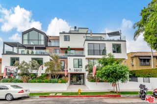 1017 N Croft Ave PH1, Los Angeles, CA 90069