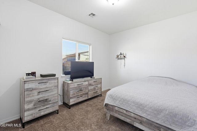 14241 RUSS LEACH Avenue, El Paso, TX 79938