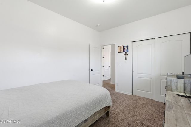14241 RUSS LEACH Avenue, El Paso, TX 79938
