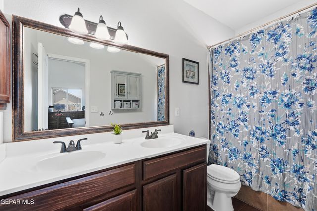 14241 RUSS LEACH Avenue, El Paso, TX 79938