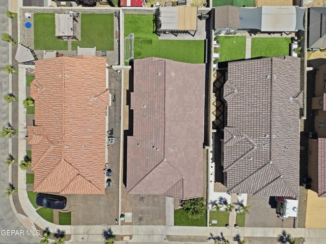 14241 RUSS LEACH Avenue, El Paso, TX 79938