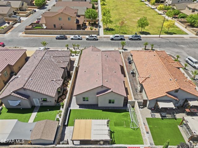 14241 RUSS LEACH Avenue, El Paso, TX 79938