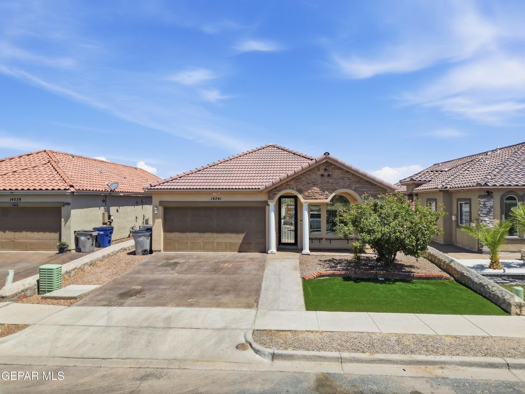 14241 RUSS LEACH Avenue, El Paso, TX 79938