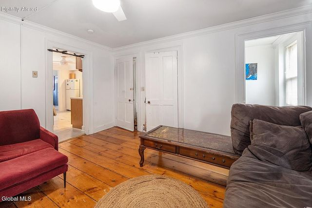 321 Washington Avenue, Albany, NY 12206