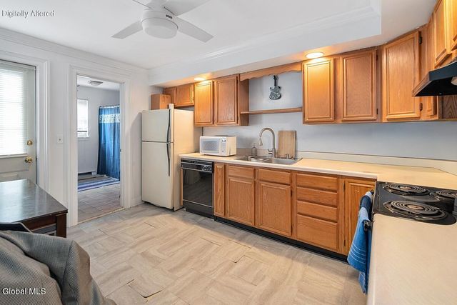 321 Washington Avenue, Albany, NY 12206
