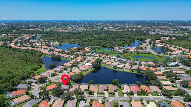 5195 HIGHBURY CIRCLE, Sarasota, FL 34238
