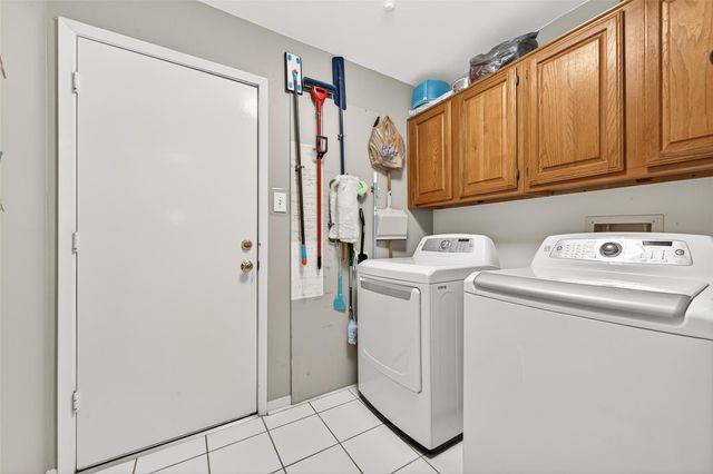 303 Longview Drive, Sugar Land, TX 77478