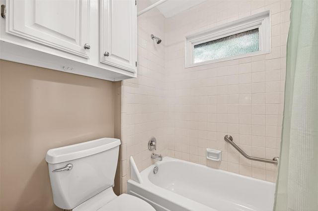 303 Longview Drive, Sugar Land, TX 77478