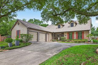 303 Longview Drive, Sugar Land, TX 77478