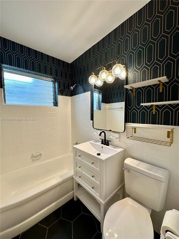 1788 NE 169th St, North Miami Beach, FL 33162