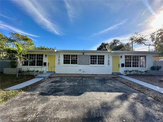 1788 NE 169th St, North Miami Beach, FL 33162