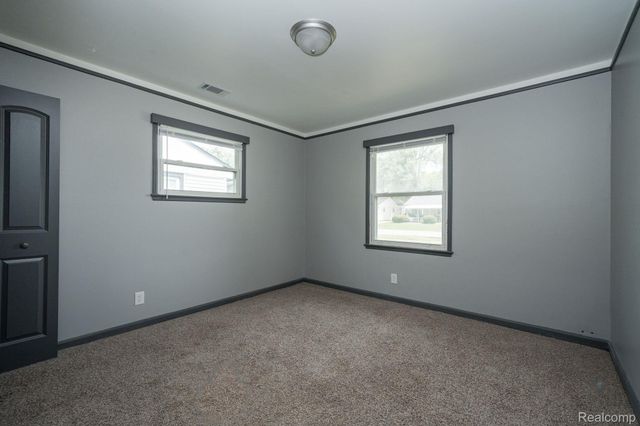 905 Sprague Avenue, Madison Heights, MI 48071