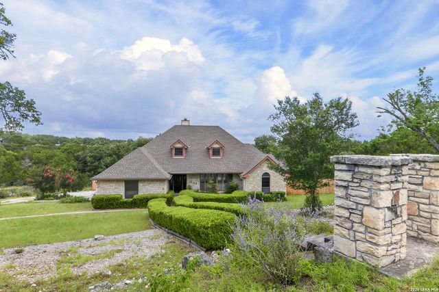 1256 HIGHLAND TERRACE DR, Canyon Lake, TX 78133