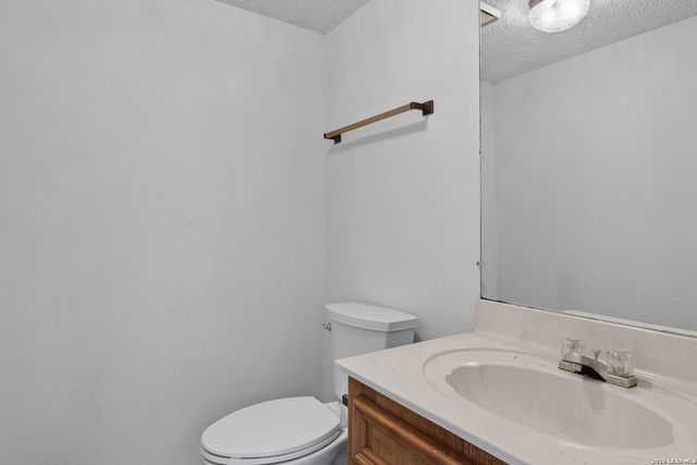 1256 HIGHLAND TERRACE DR, Canyon Lake, TX 78133