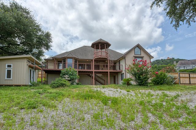 1256 HIGHLAND TERRACE DR, Canyon Lake, TX 78133
