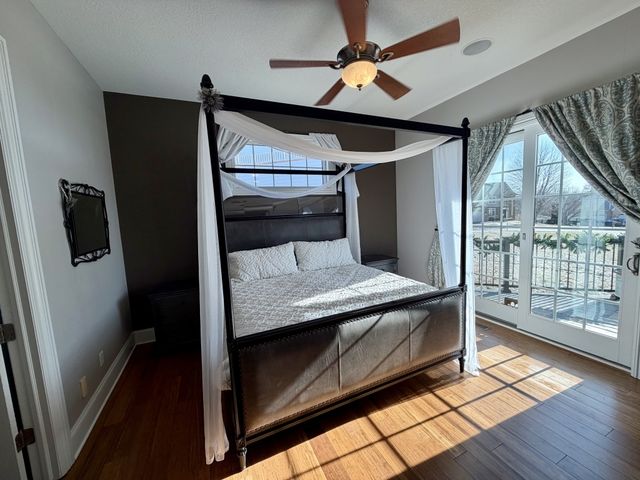 4 Sandstone Court, Le Claire, IA 52753