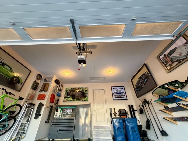 4 Sandstone Court, Le Claire, IA 52753