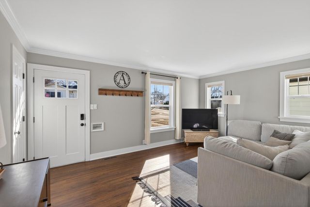 2852 Colorado Avenue S, Saint Louis Park, MN 55416