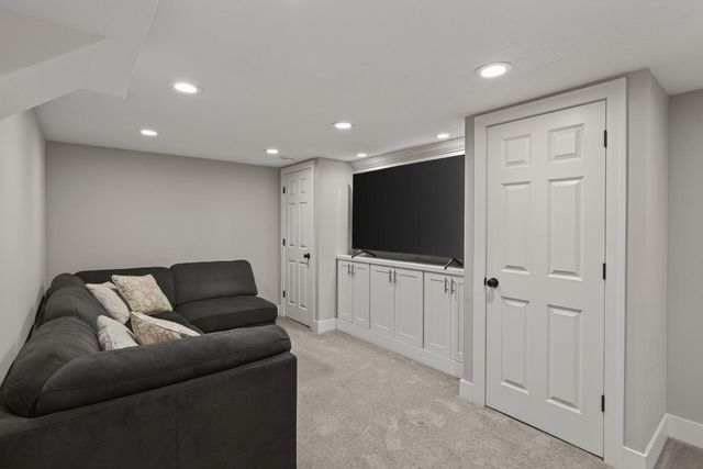 2852 Colorado Avenue S, Saint Louis Park, MN 55416