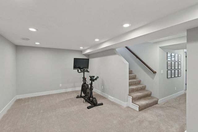 2852 Colorado Avenue S, Saint Louis Park, MN 55416