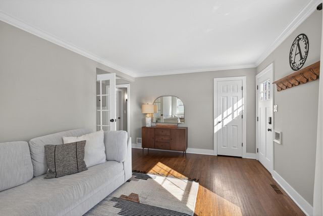 2852 Colorado Avenue S, Saint Louis Park, MN 55416