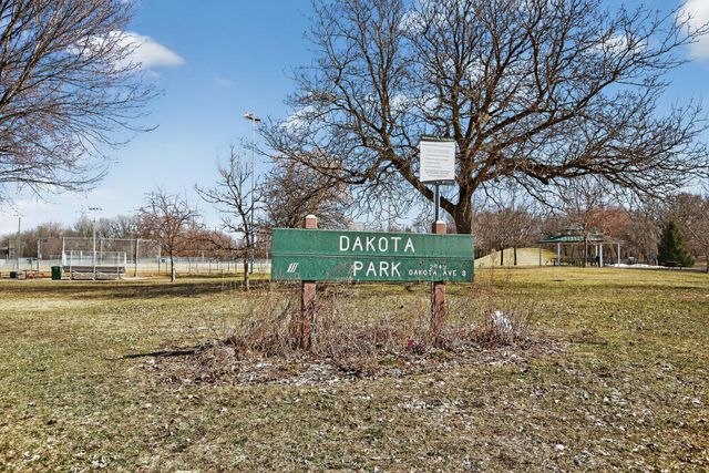 2852 Colorado Avenue S, Saint Louis Park, MN 55416